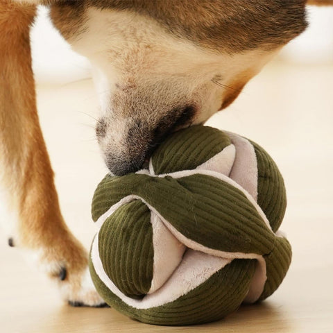 Lambwolf Collective MONTI Crinkly + Squeaky Snuffle Ball – Pine