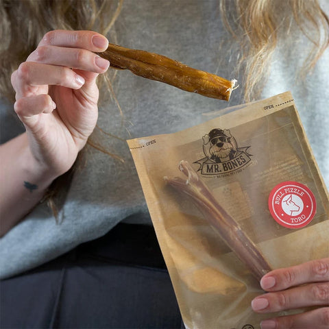 Mr. Bones Bullepezen – ronde bullepezen met stevige bite en taaie structuur, vastgehouden in de hand