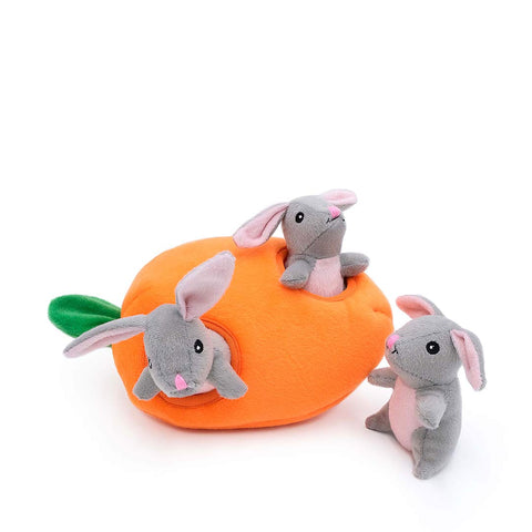 ZippyPaws Zippy Burrow Bunny ’n Carrot – interactief snuffel- en verstopspeelgoed voor honden, pluche wortel met drie losse, piepende grijze konijnen