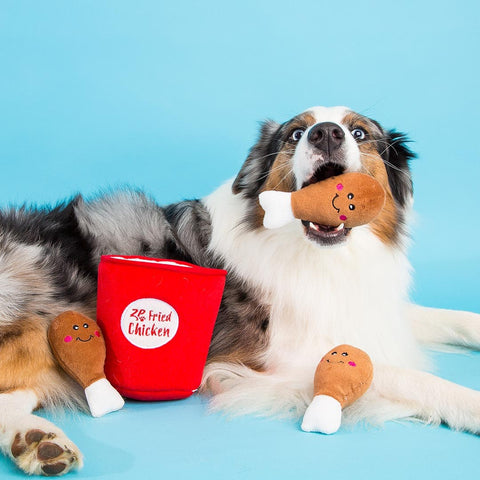 ZippyPaws Zippy Burrow – Chicken Bucket