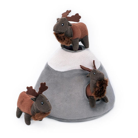 ZippyPaws Zippy Burrow Elk Mountain – interactief snuffel- en verstopspeelgoed voor honden, pluche besneeuwde berg met drie losse, piepende bruine elanden