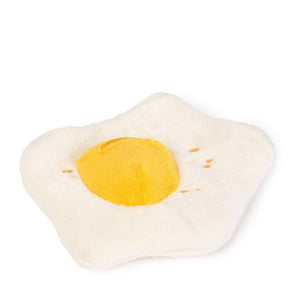FuzzYard Perfect Match Dog’s Breakfast – pluche hondenspeeltje in de vorm van een gebakken spiegelei