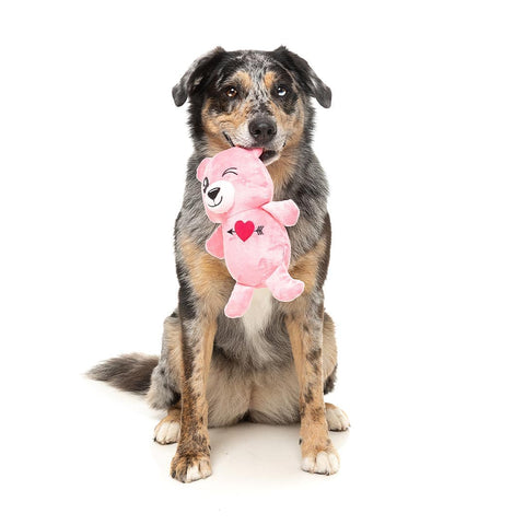 FuzzYard Valentine’s Nothin’ Butt Love Bear – zacht pluche hondenspeeltje voor Valentijn met pieper en geborduurde details