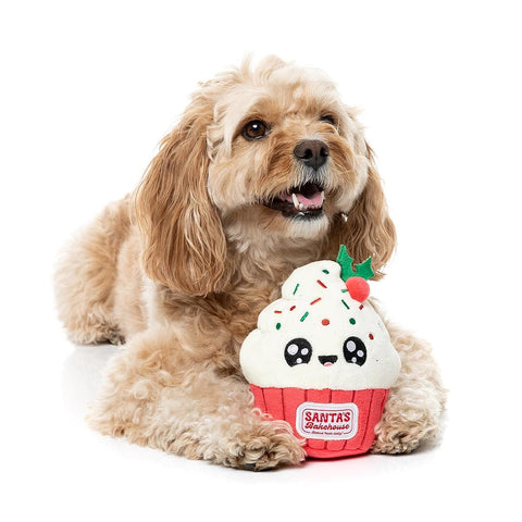 FuzzYard Xmas – Frosty the Cupcake