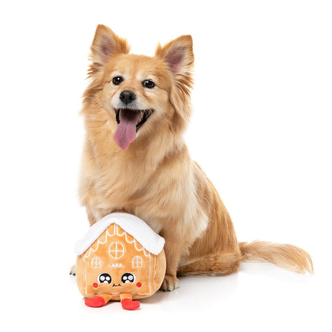 FuzzYard Xmas – Holly House