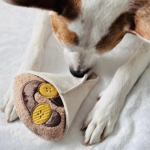 Lambwolf Collective Crêpe – Snuffle + Squeaky