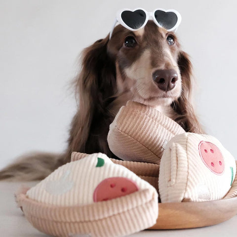 Lambwolf Collective Deep Dish Pizza – Burrow + Snuffle