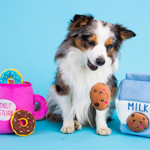 ZippyPaws Zippy Burrow – Milk & Cookies