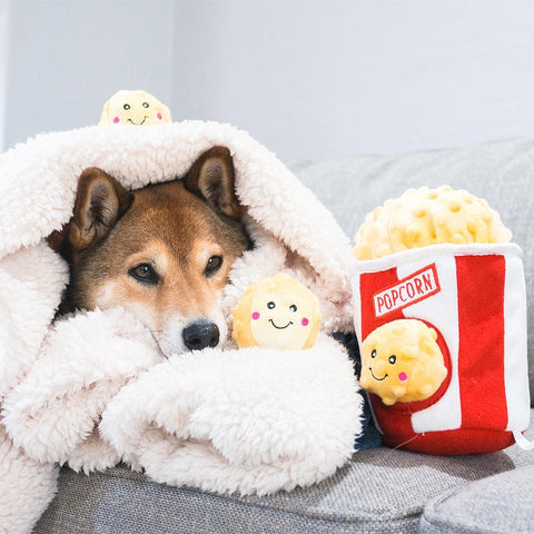 ZippyPaws Zippy Burrow – Popcorn Bucket
